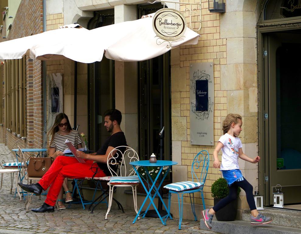 Schottennester Schlafen An Der Kraemerbruecke Ερφούρτη Εξωτερικό φωτογραφία